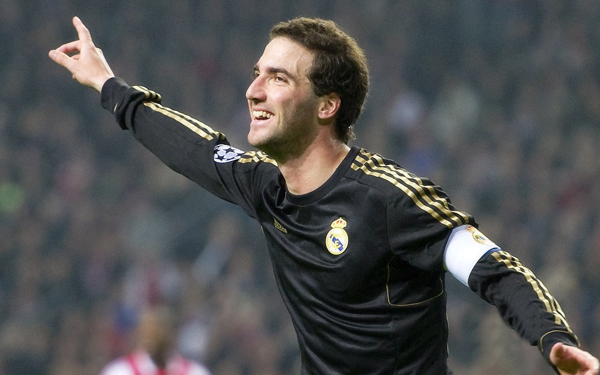 “环球巡回：五大洲极限赛段大盘点”